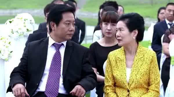 报告总裁夫人带球结婚啦短剧抢先看完整版 报告总裁夫人带球跑全文免费阅读 --第1张