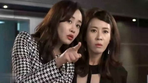 傲娇美女总裁霸上我，热播短剧资讯及在线观看平台--第1张