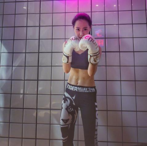 离婚后她怀了帝国总裁的崽穿越双宝我替妈咪牵红线热播短剧资讯  --第1张
