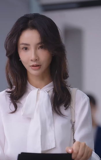 前妻太撩人总裁追妻火葬场，傅总追疯了，傅西深悔不当初！--第1张