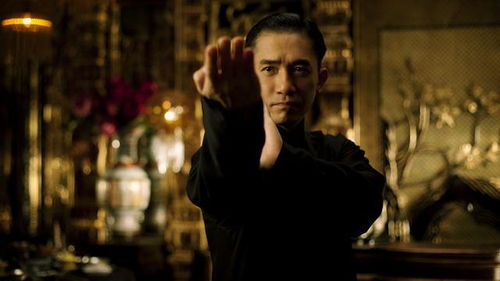 替身保镖说她不干了热播短剧资讯 替身保镖第一季第一集片尾曲 --第1张