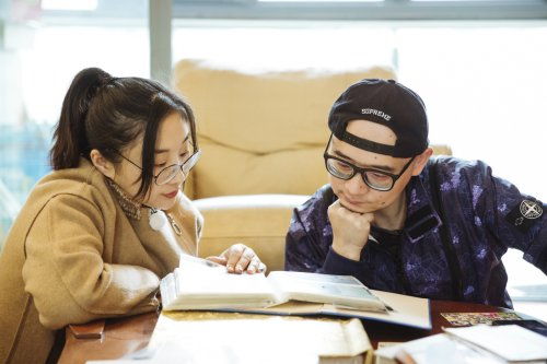 夫妻三年之痛，苍穹之上短剧中的老婆不识真面目最新资讯--第1张