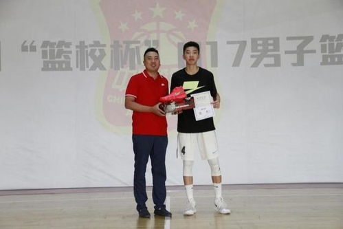 戏精影后在豪门虐恋中咸鱼后，男主被她摆烂的魅力所吸引--第1张