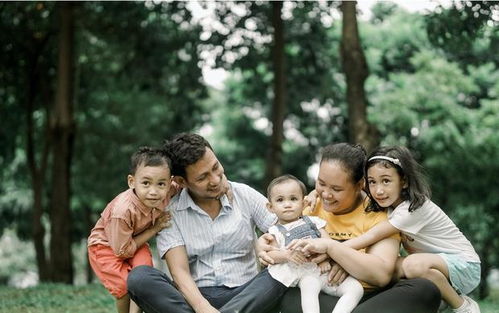 离婚后带娃绚丽回归——离婚后带着孩子归来的小说--第1张