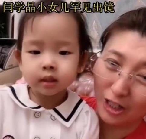 女儿拔了我的氧气管短剧剧情资讯 女儿给我拔白头发感悟 --第1张