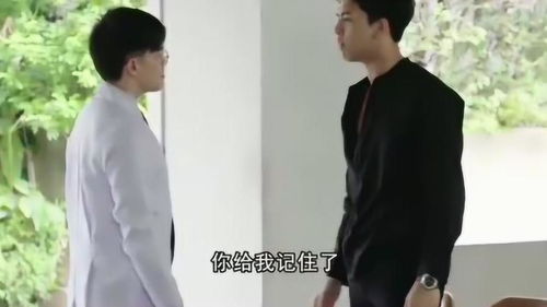 女帅亮身份后渣男悔不当初，最终跪地唱征服--第1张