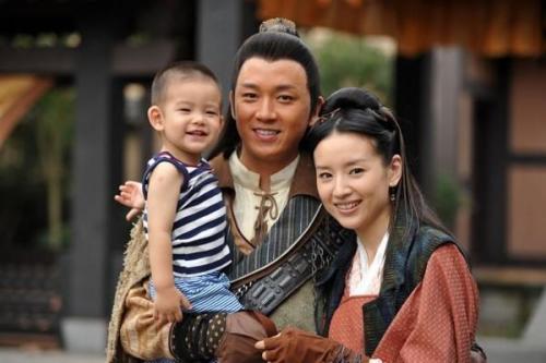  离婚后嫁给前夫他上司爹地快来我的妈咪就是她短剧大结局完整版在线观看 --第1张